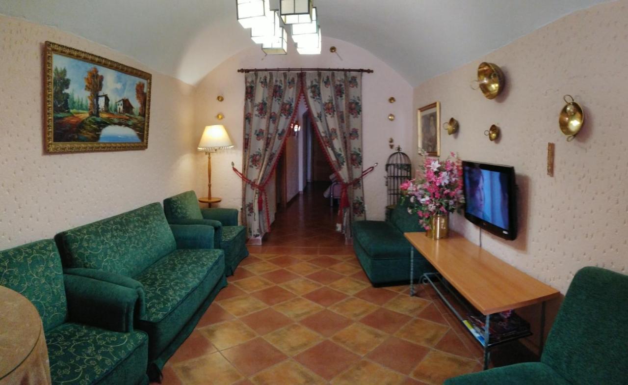 Apartamentos Horno Y Casa De Dulce Purullena エクステリア 写真