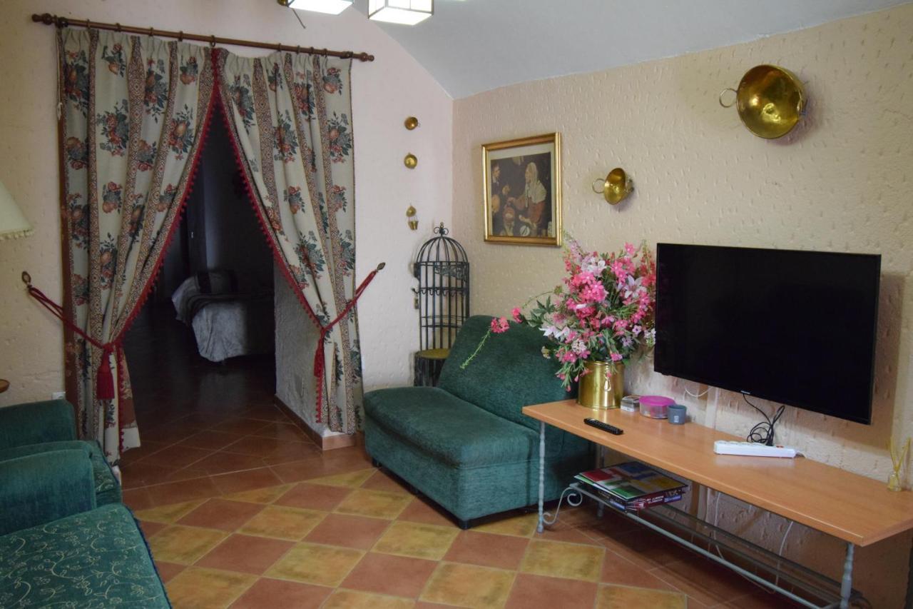 Apartamentos Horno Y Casa De Dulce Purullena エクステリア 写真