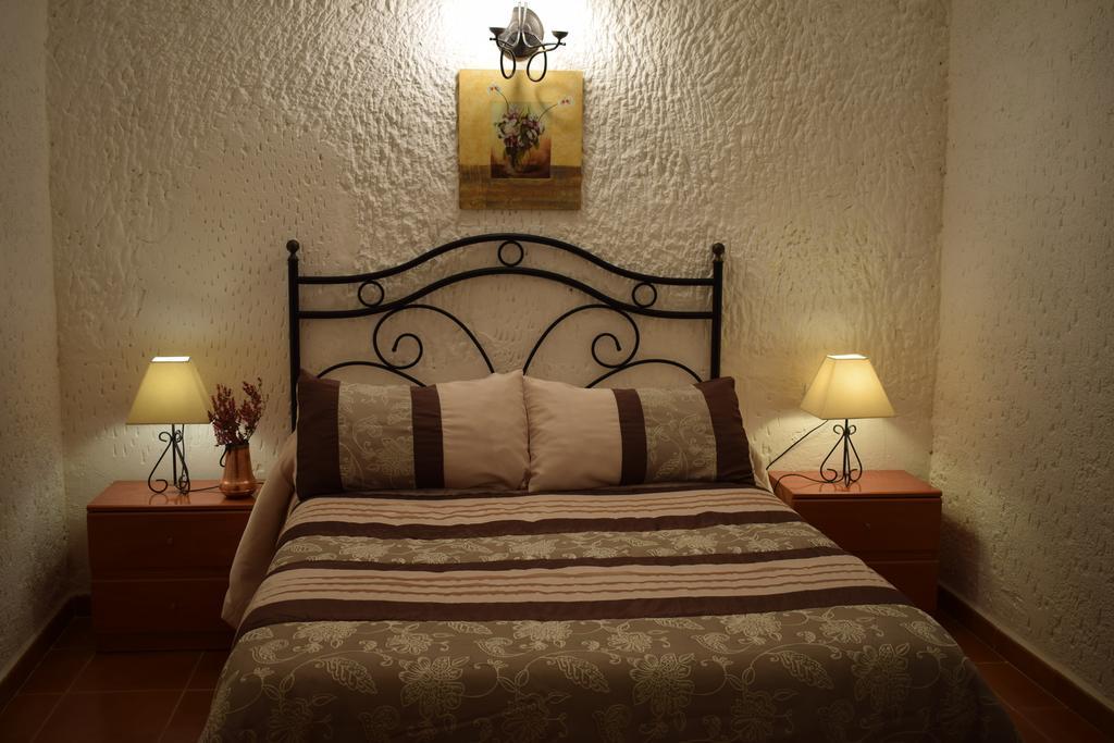 Apartamentos Horno Y Casa De Dulce Purullena エクステリア 写真