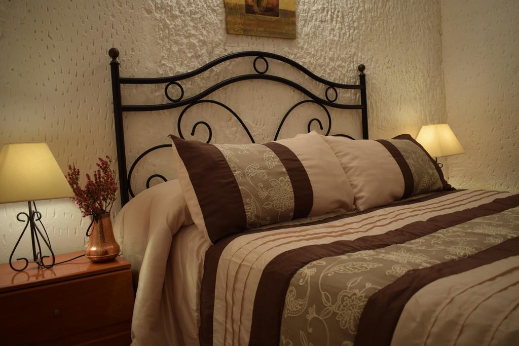 Apartamentos Horno Y Casa De Dulce Purullena エクステリア 写真